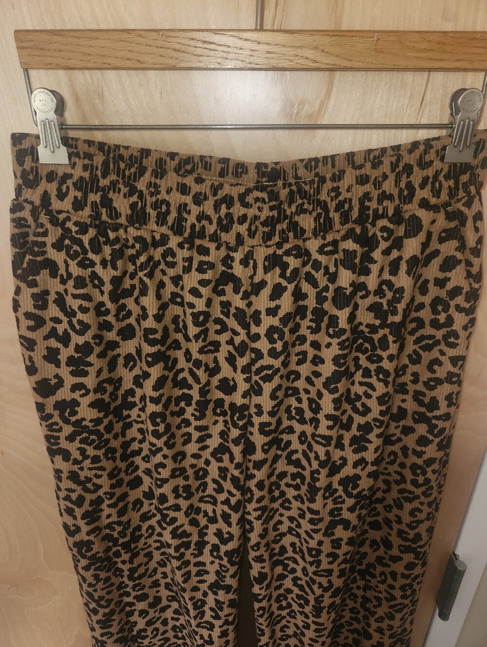 Halara Leopard Print Wide Leg Pants Size Large - Picture 4 of 8
